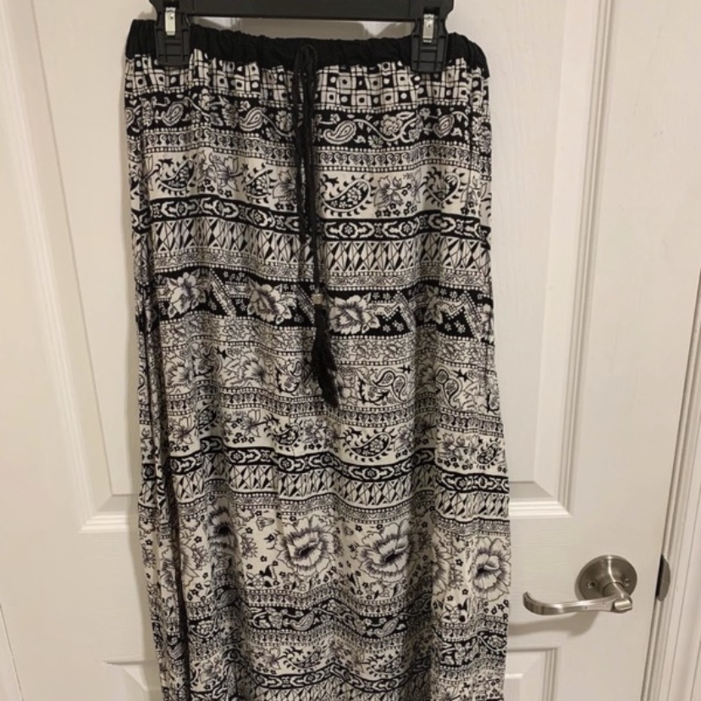 Maxi skirt